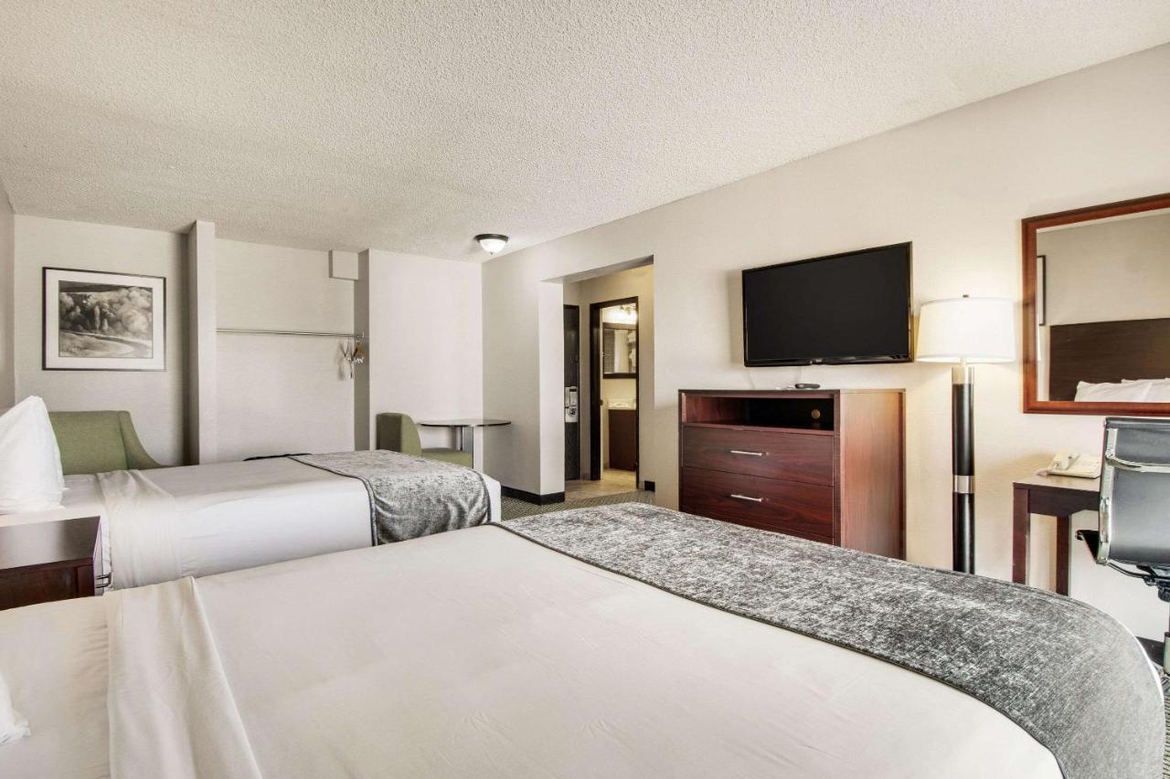 Hotel Rodeway Inn & Suites Portland - Jantzen Beach 2*