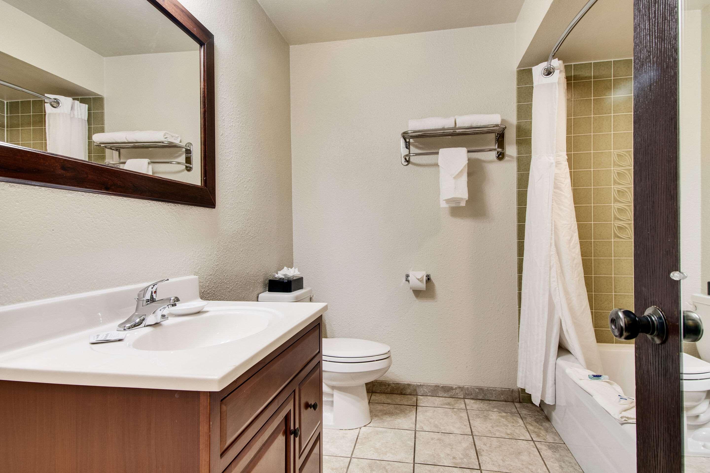 Rodeway Inn & Suites Portland - Jantzen Beach Hotel Portland
