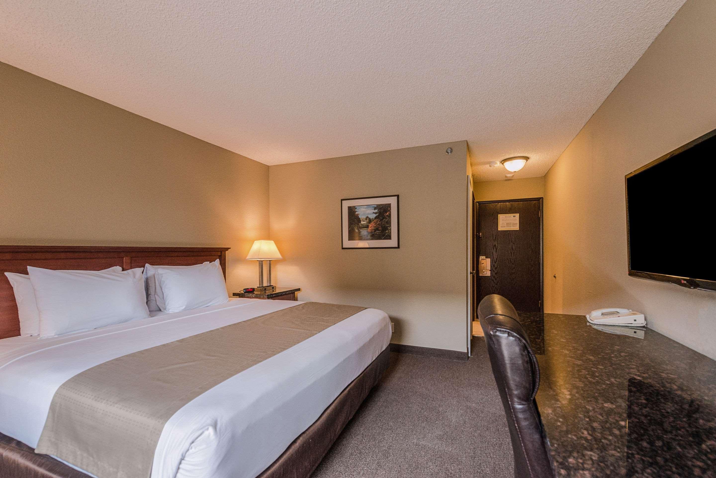 Rodeway Inn & Suites Portland - Jantzen Beach Hotel