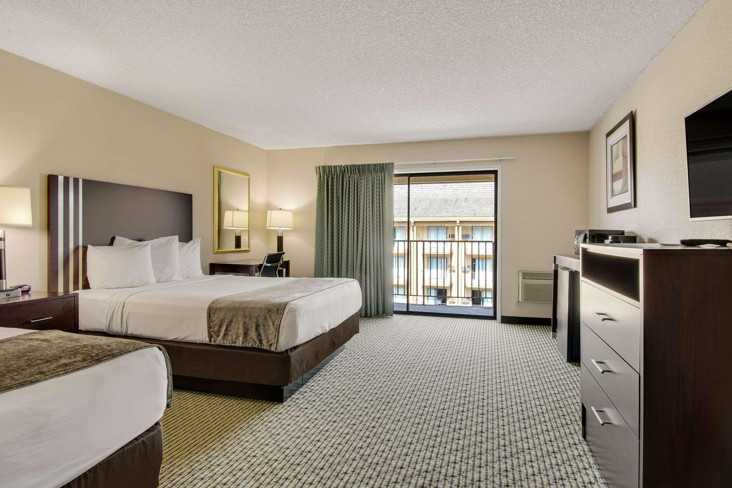 Rodeway Inn & Suites Portland - Jantzen Beach Hotel Portland