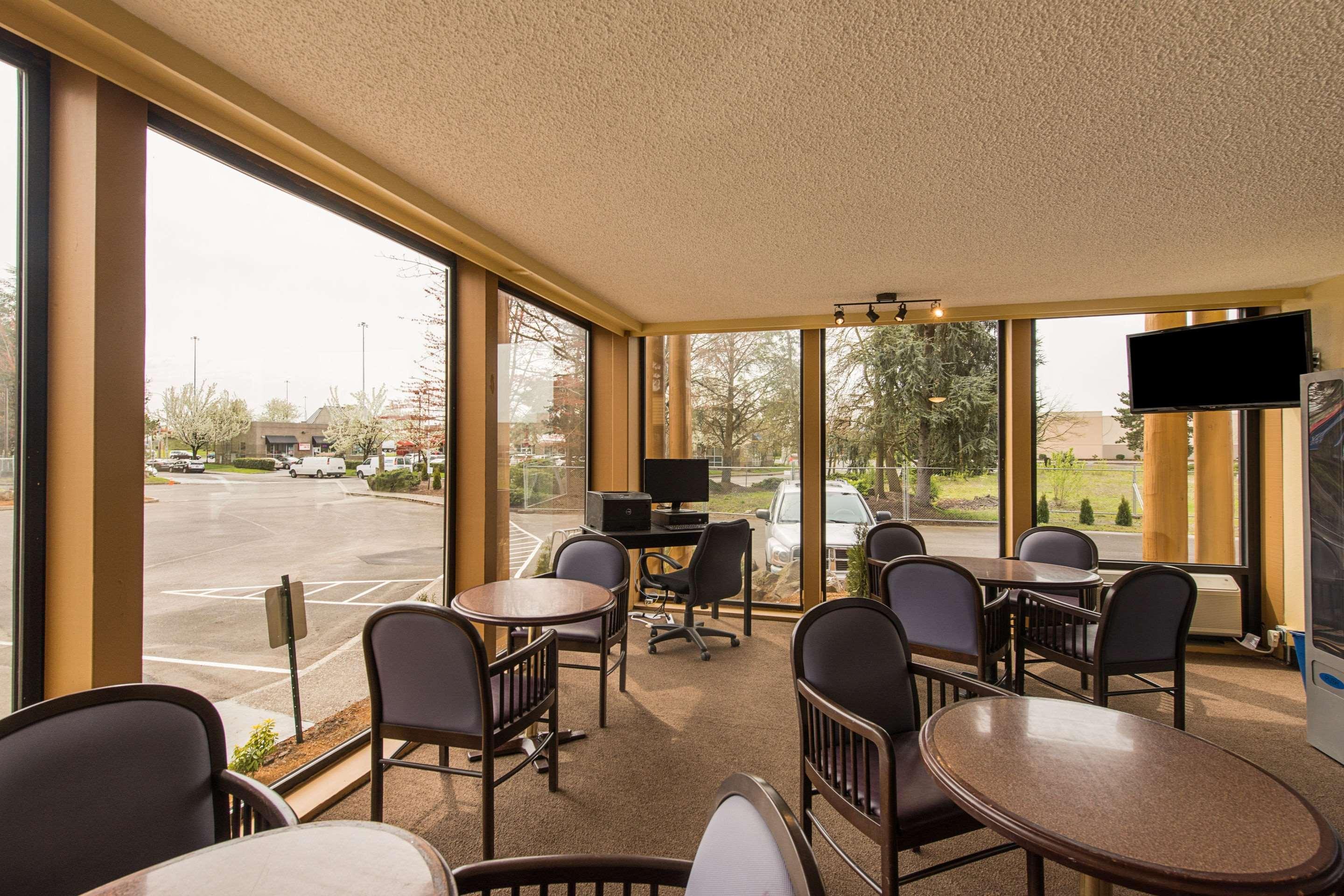 Rodeway Inn & Suites Portland - Jantzen Beach 2* Portland