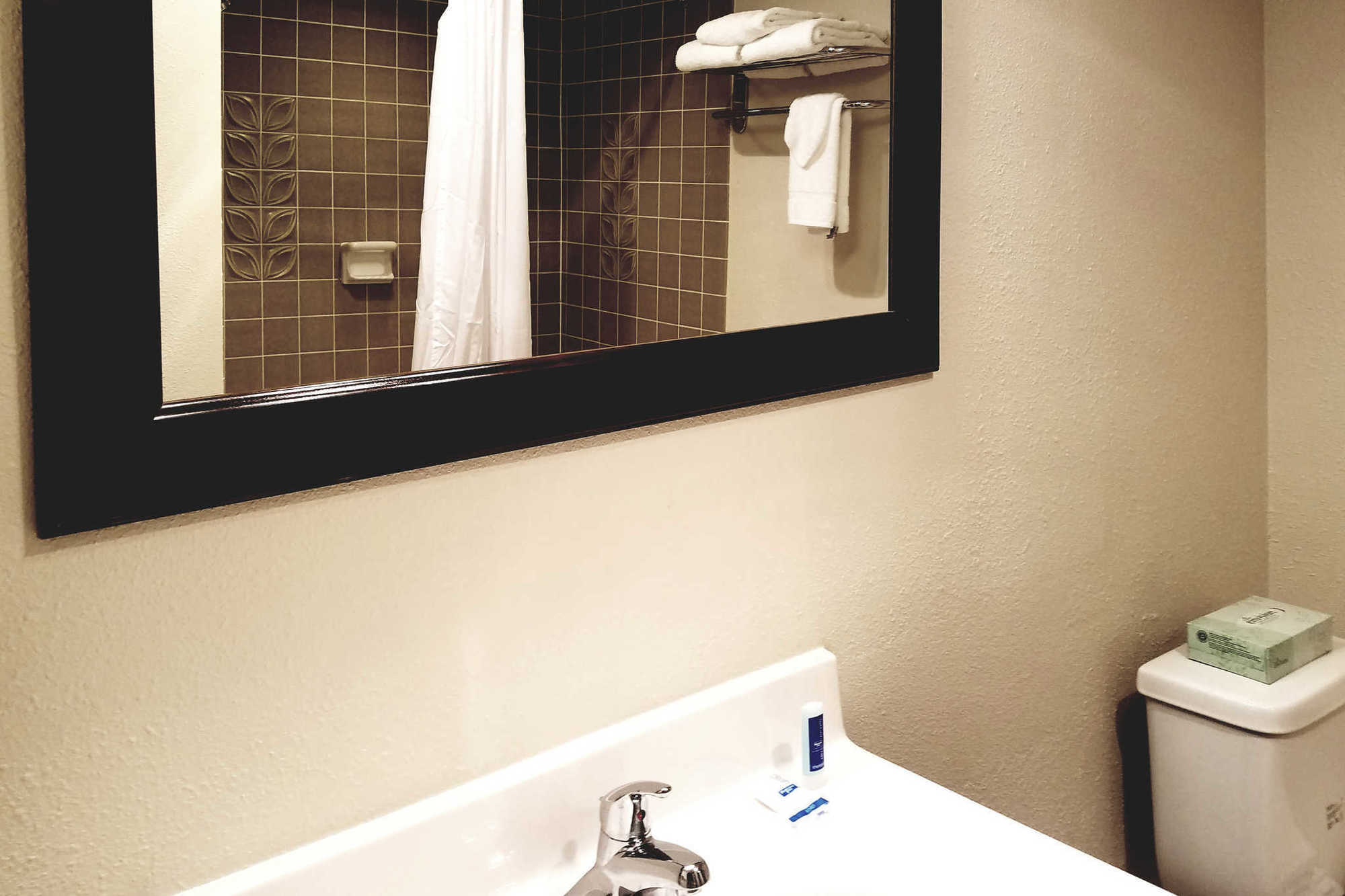 Rodeway Inn & Suites Portland - Jantzen Beach 2* Portland