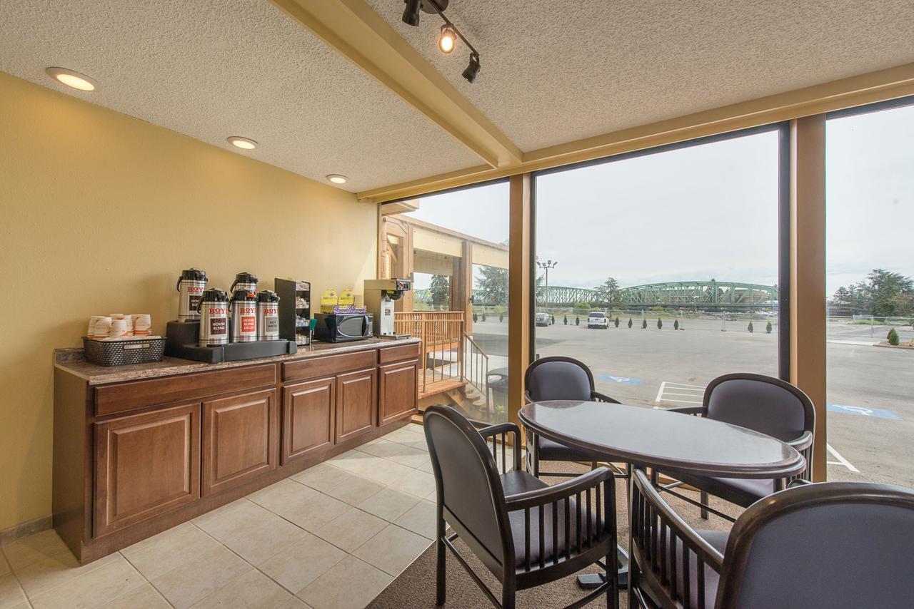 Rodeway Inn & Suites Portland - Jantzen Beach 2*