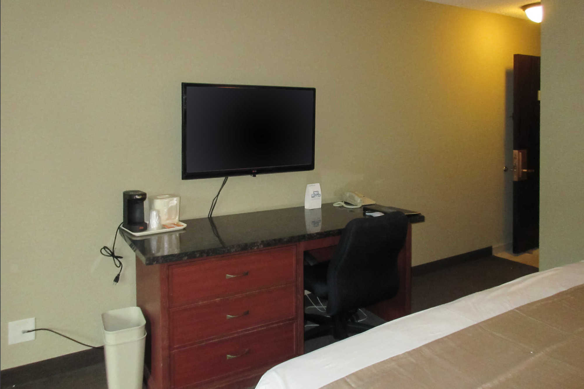 Hotel Rodeway Inn & Suites Portland - Jantzen Beach 2*